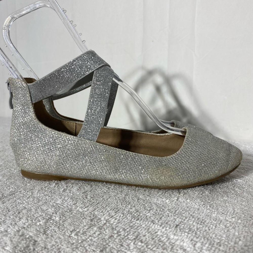 5/$25 Dream Pairs Sparkly Silver Round Toe Flats W Criss Cross Ankle 6.5
